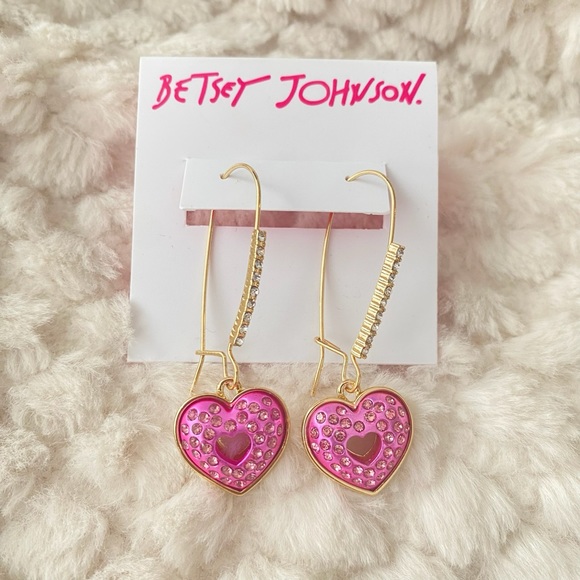 Betsey Johnson Pave Heart Crystal Dangle Drop Earrings NWT - Picture 3 of 10